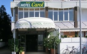 Hotel Carol